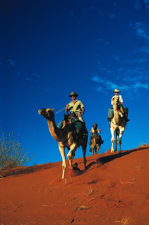 Longitude 131 Hotel Ayers Rock Exterior photo